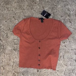 Button crop top